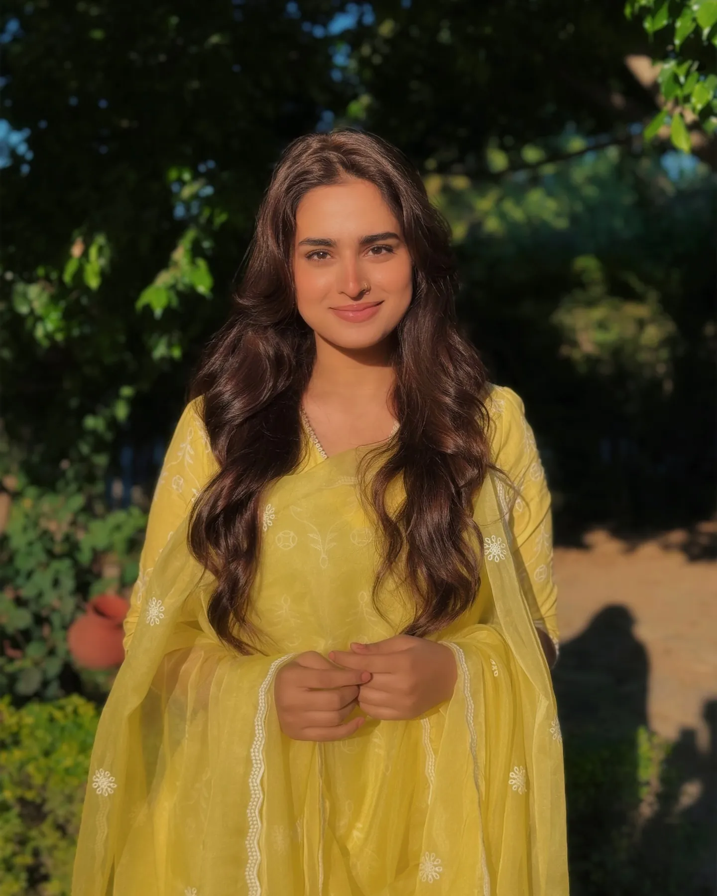 Ayesha Khan - ayesha-khan-19.webp